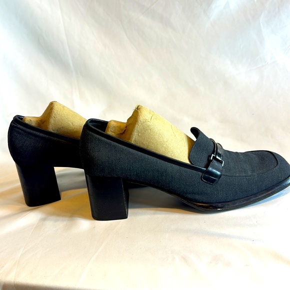 Via Spiga Size 11,Steel Grey Fabric & Black Metal hardware. Soles for non-slip. - Picture 4 of 9